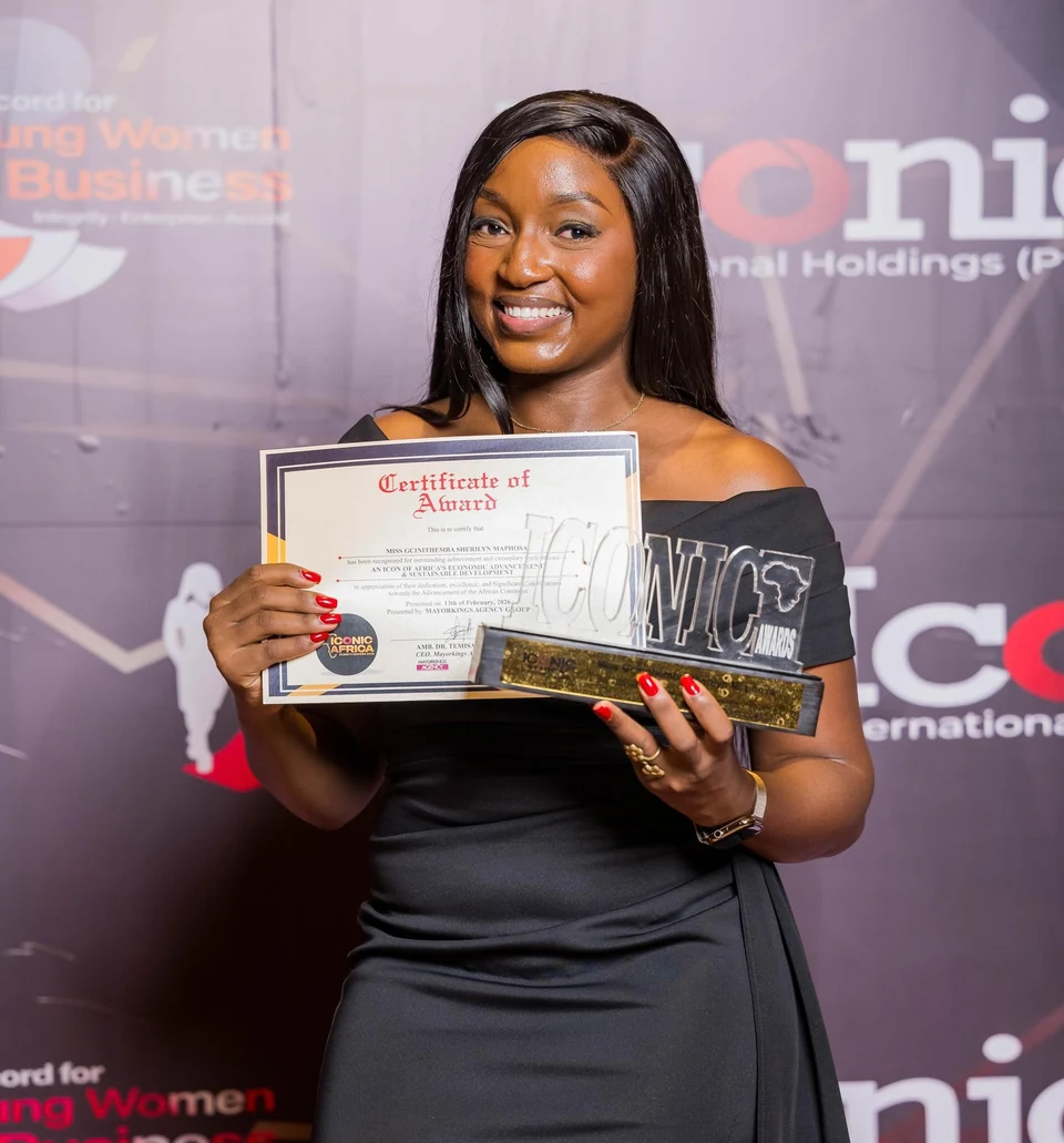 Gcinithemba Sherilyn Maphosa smiling at an awards event.
